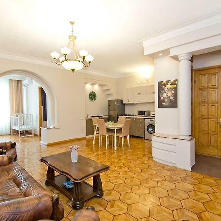 Seaside Luxury Apartment Batumi Eksteriør billede